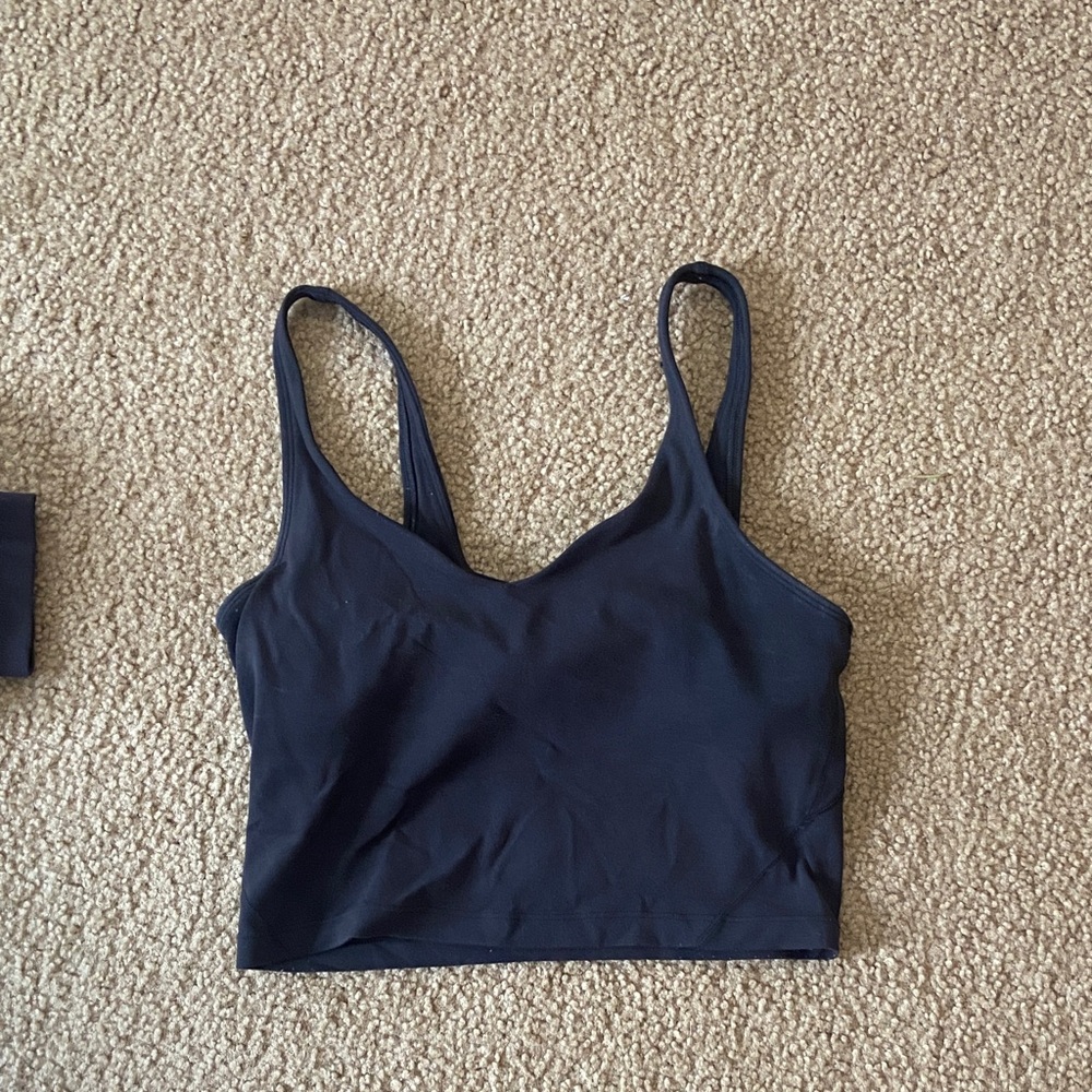Lululemon solid black sports bra size 6